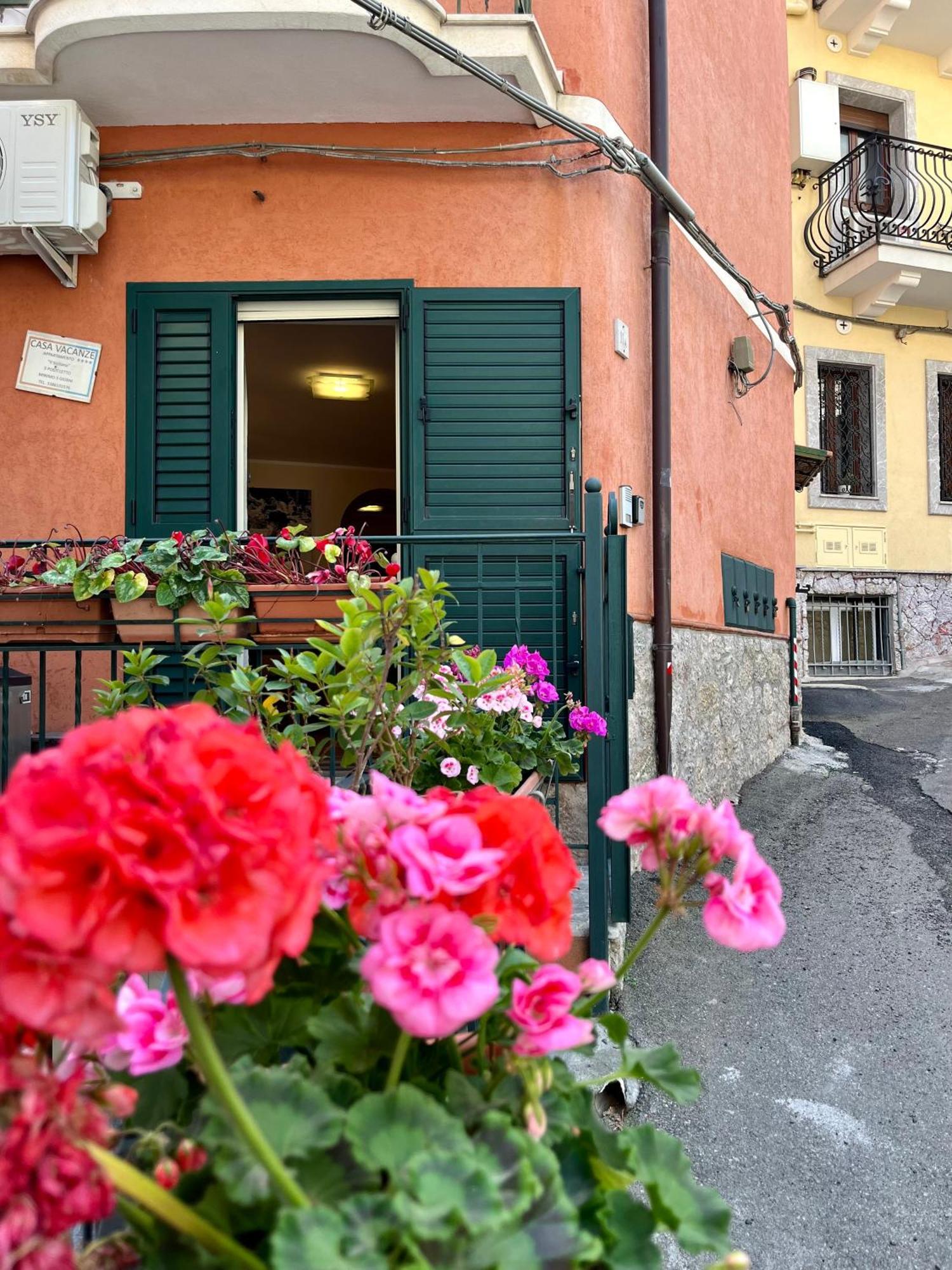 Il Siciliano Apartment 陶尔米纳 外观 照片
