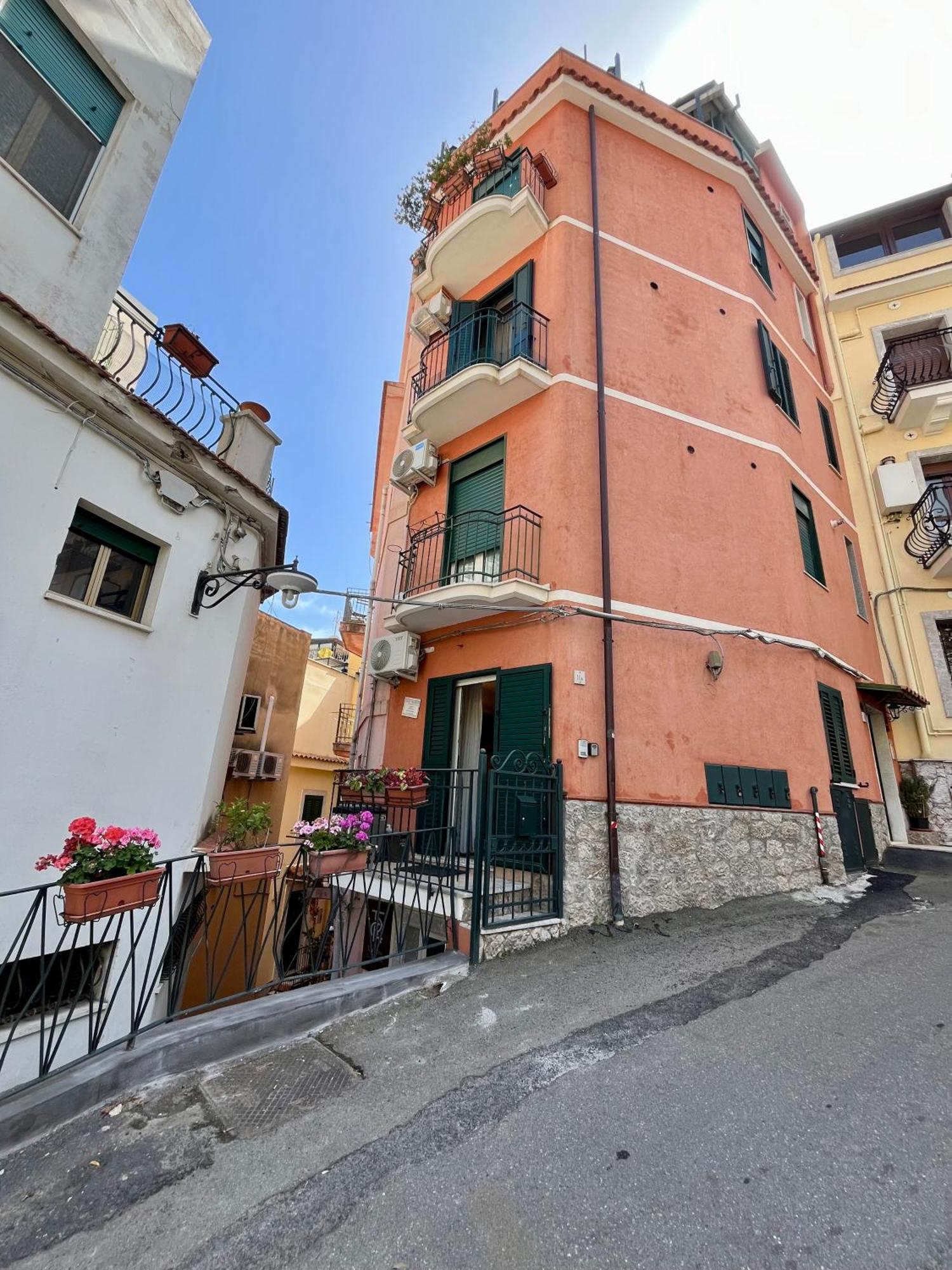 Il Siciliano Apartment 陶尔米纳 外观 照片